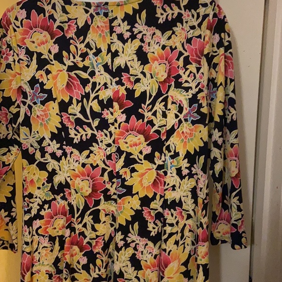 Pattern dress - Picture 4 of 4